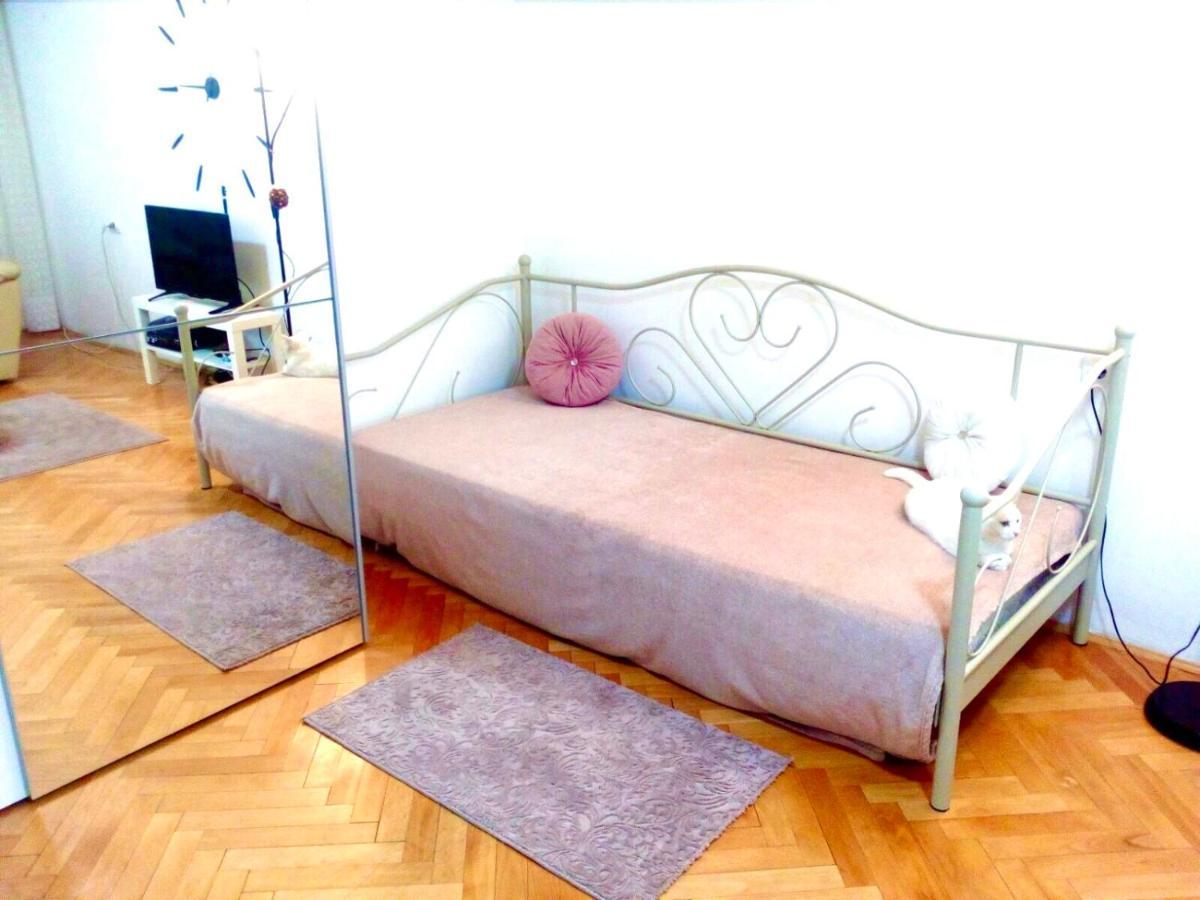Apartman White House With Sauna And Jacuzzi Novi Sad Exterior foto