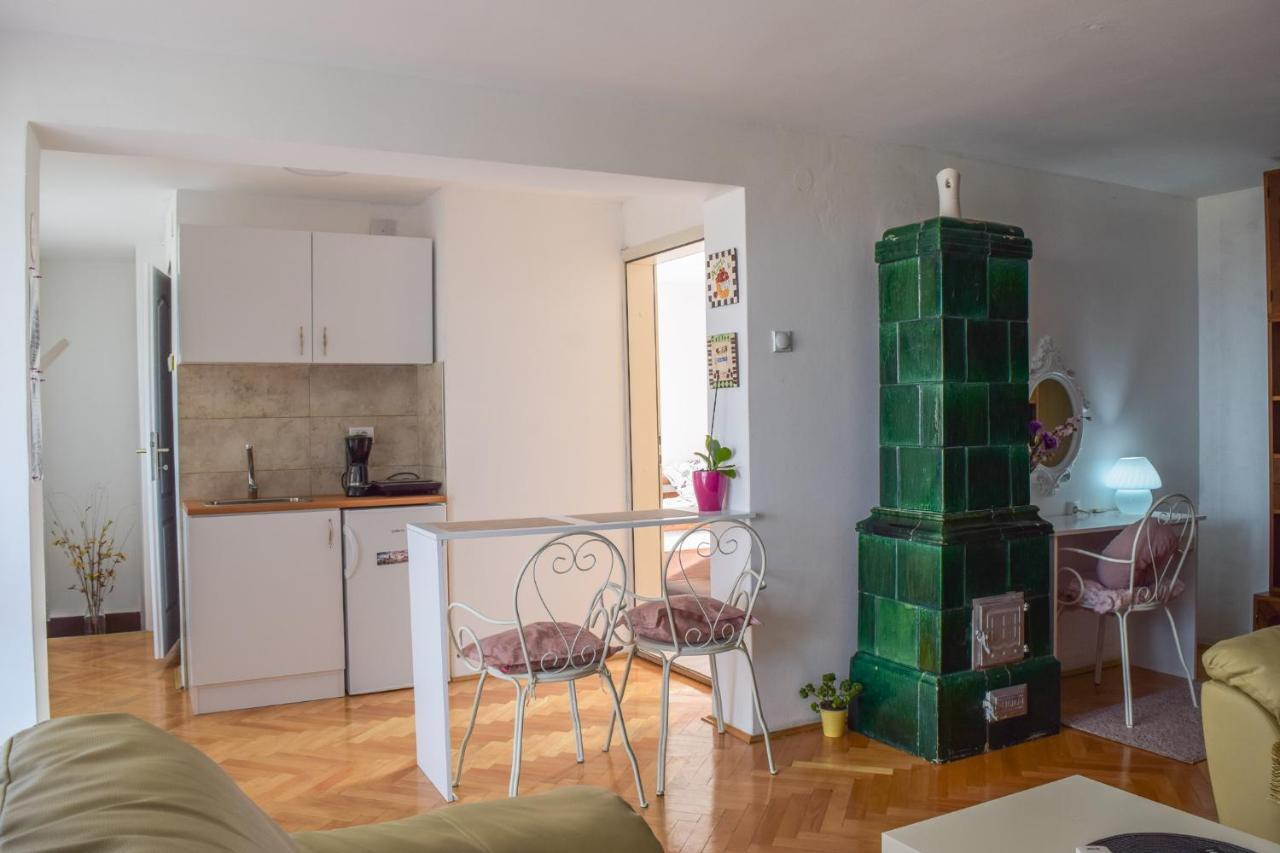 Apartman White House With Sauna And Jacuzzi Novi Sad Exterior foto